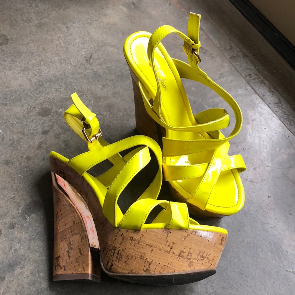 Dancing Queen🕺🏻Neon Platforms